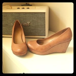 Tan/Camel Leather Wedges